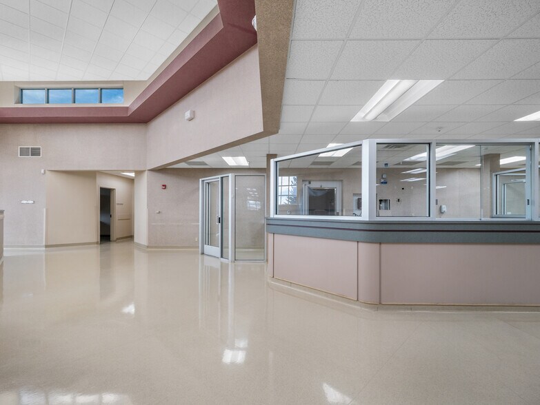 More Photos Of 1122 S Adams St, Laramie Medical For Sale