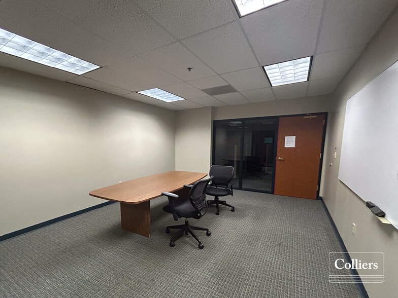 More Photos Of 3451 Harry S Truman Blvd, Saint Charles Office For Lease