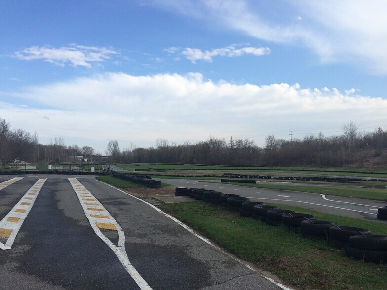 More Photos Of 6336 Fallowfield Rd, Ottawa Land For Lease