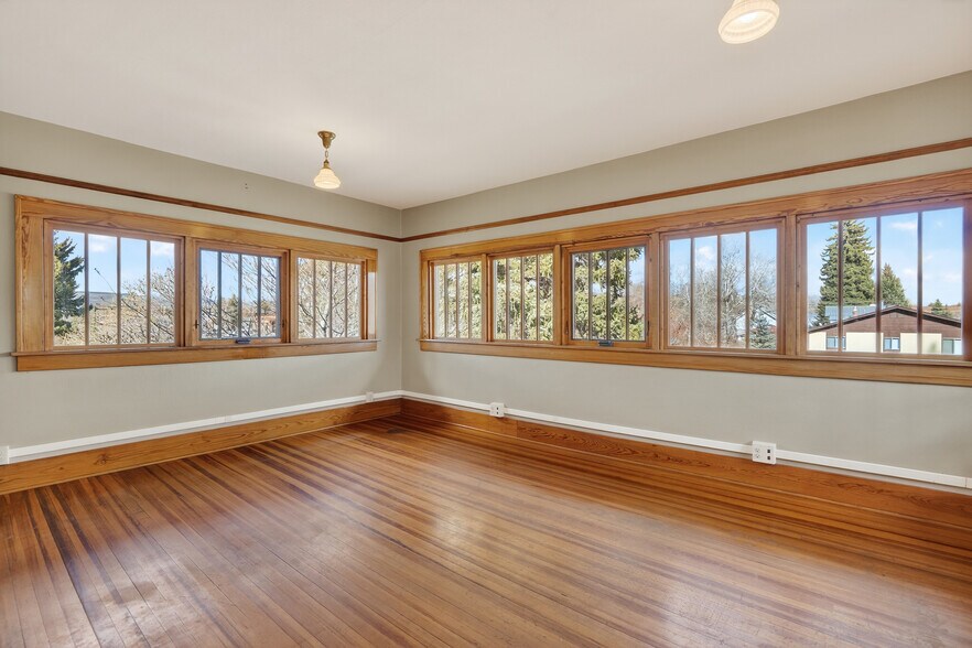 More Photos Of 104 W Ruby Ave, Gunnison Medical For Sale