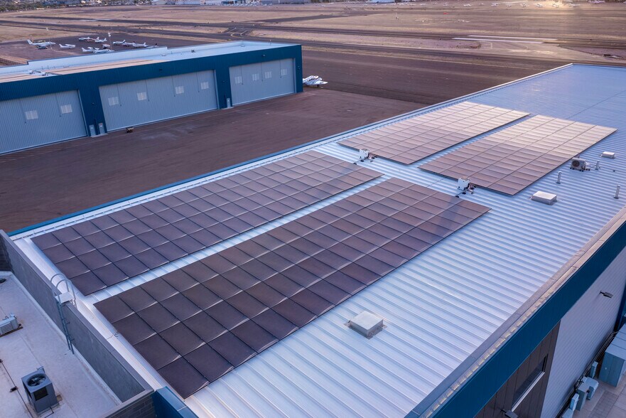 More Photos Of 4453 E Mallory Cir, Mesa Airplane Hangar For Lease