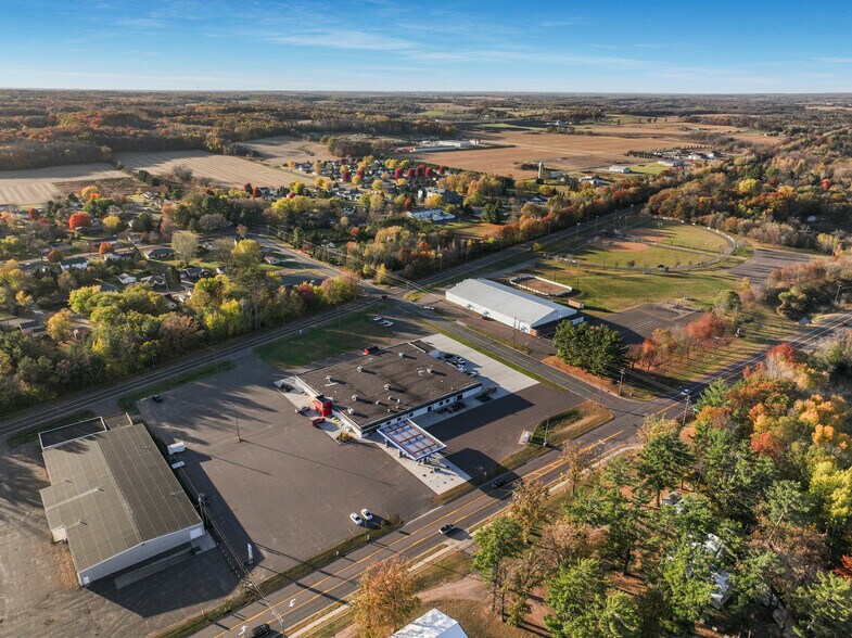 More Photos Of 1124 Hammond Ave, Rice Lake Freestanding For Lease