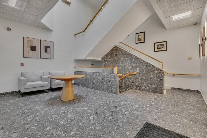 More Photos Of 67 Prospect Ave, West Hartford Medical For Sale