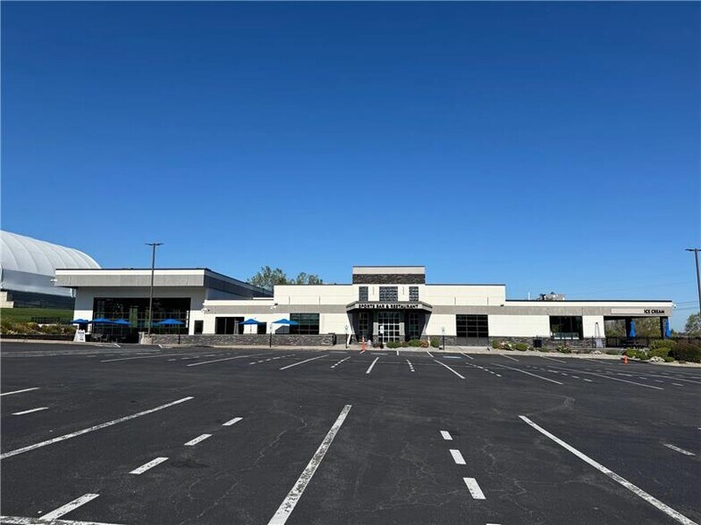 Primary Photo Of 3535 Walters Rd, Syracuse Restaurant For Sale