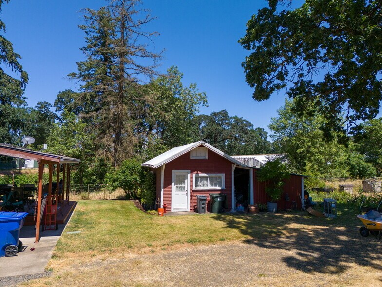 More Photos Of 941 N 2nd St, Jefferson Land For Sale