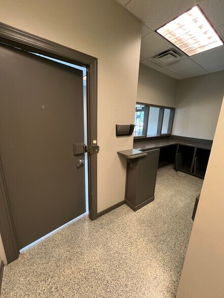 More Photos Of 14 Oak Forest Rd, Bluffton Medical For Lease