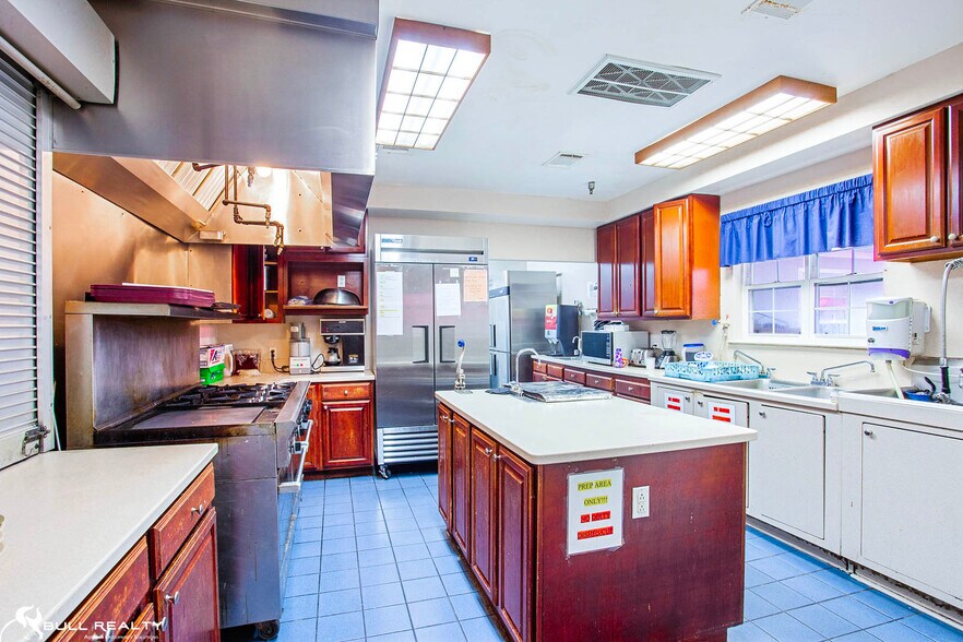 More Photos Of 8510 Whitefield Ave, Savannah Assisted Living For Sale