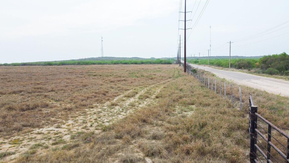 More Photos Of 4382 Wormser rd, Laredo Land For Lease