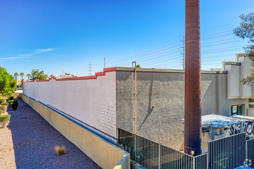 More Photos Of 6620-6680 W Flamingo Rd, Las Vegas Unknown For Lease