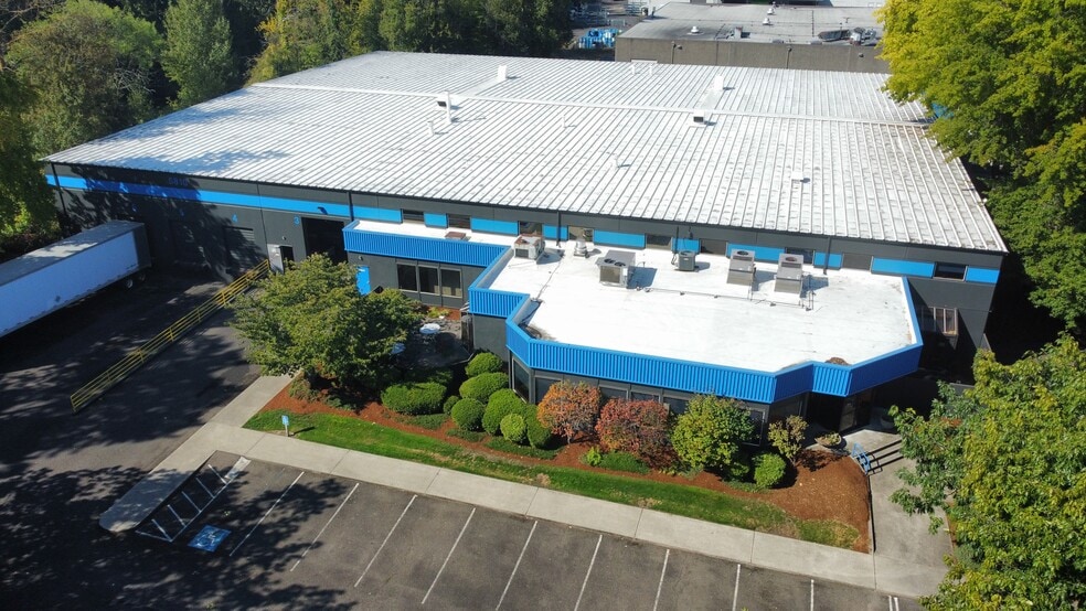 Primary Photo Of 5810 NE Skyport Way, Portland Manufacturing For Sale