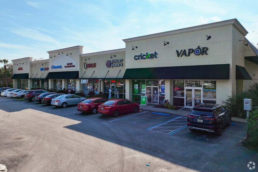 More Photos Of 5445 20th St, Vero Beach Unknown For Lease