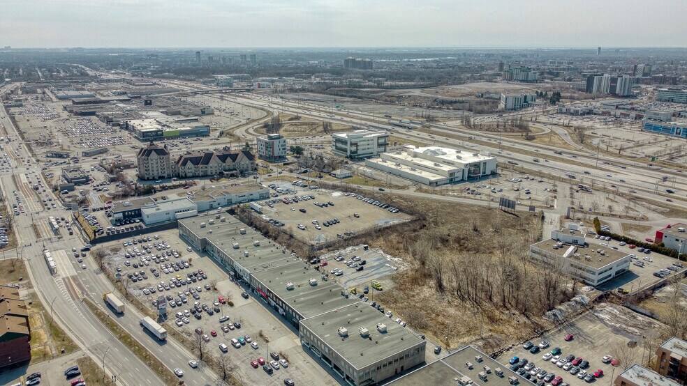 More Photos Of 1700 Boul Le Corbusier, Laval Land For Sale