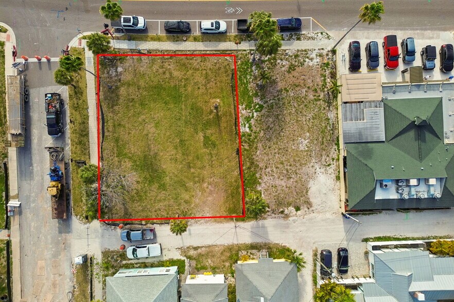 More Photos Of 808 Pass a Grille Way, St Pete Beach Land For Sale