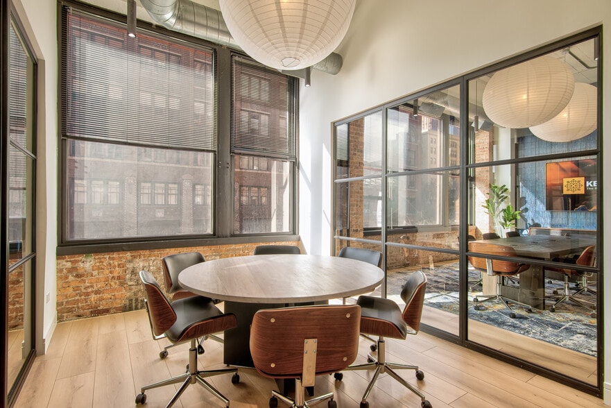 More Photos Of 727 S Dearborn St, Chicago Apartments For Sale