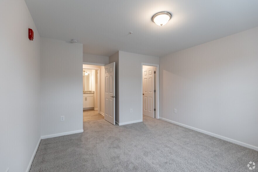 More Photos Of 1150 Vultee Blvd, Nashville Apartments For Sale