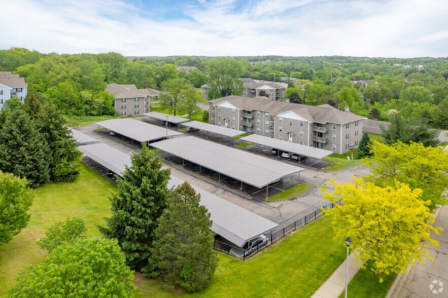 More Photos Of 4130 W Michigan Ave, Kalamazoo Multifamily For Sale