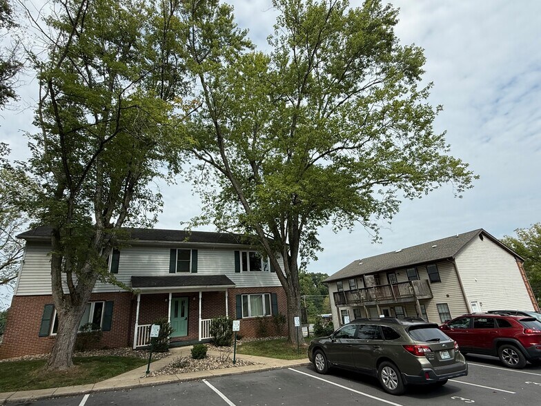 More Photos Of 8348 Martinsburg Pike, Shepherdstown Apartments For Sale