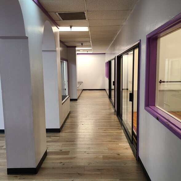 More Photos Of 4520 Stine Rd, Bakersfield Warehouse For Lease