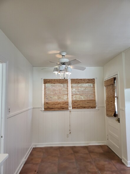 More Photos Of 1305 Dawson Rd, Albany Storefront Retail Office For Sale