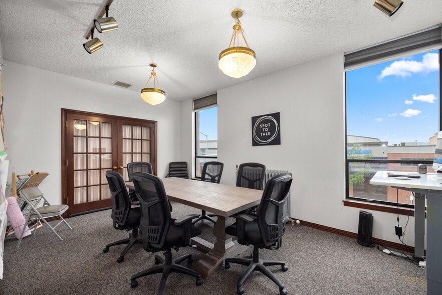 More Photos Of 17 2nd St E, Kalispell Storefront Retail Office For Sale