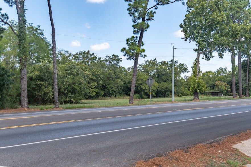 More Photos Of 1408 State Highway 95, Bastrop Land For Sale