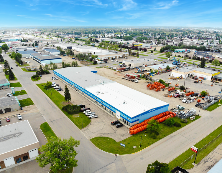 Primary Photo Of 7896 49 Ave, Red Deer Warehouse For Sale