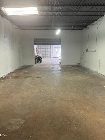 More Photos Of 3400 NE 6th Ter, Pompano Beach Industrial For Sale