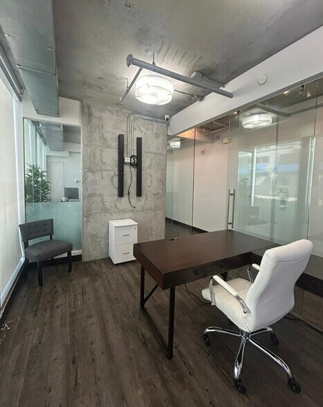 More Photos Of 109-111 N 12th St, Tampa Office For Lease