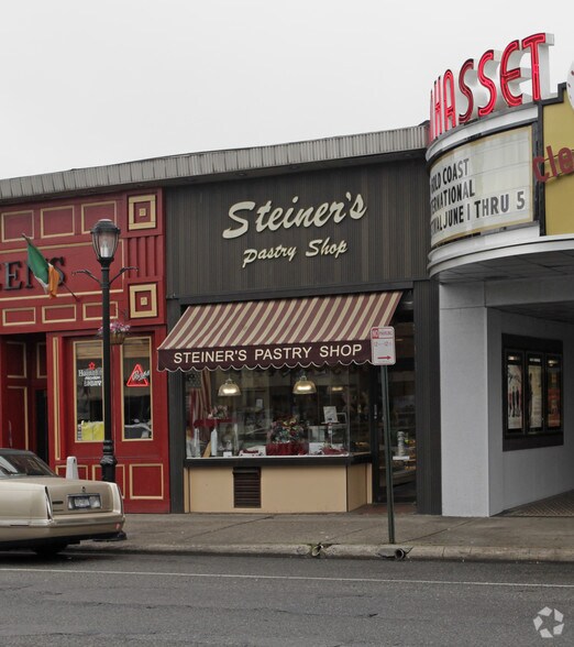 More Photos Of 432 Plandome Rd, Manhasset Storefront For Lease