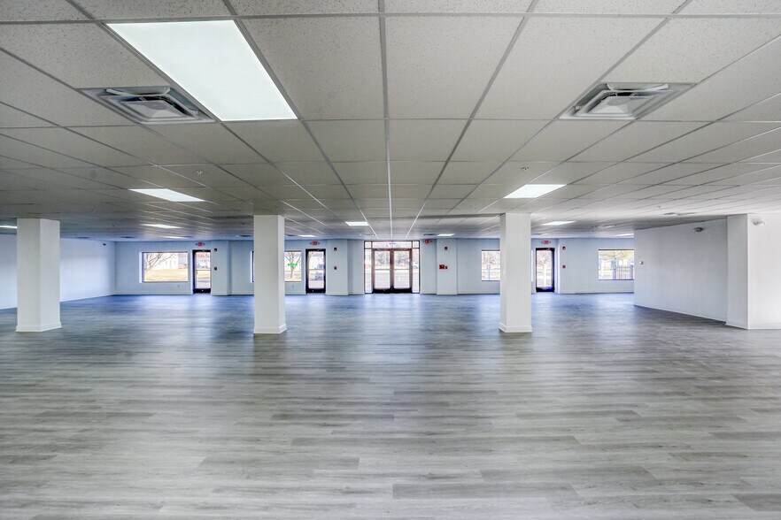 More Photos Of 1241 College Park Dr, Dover Loft Creative Space For Lease