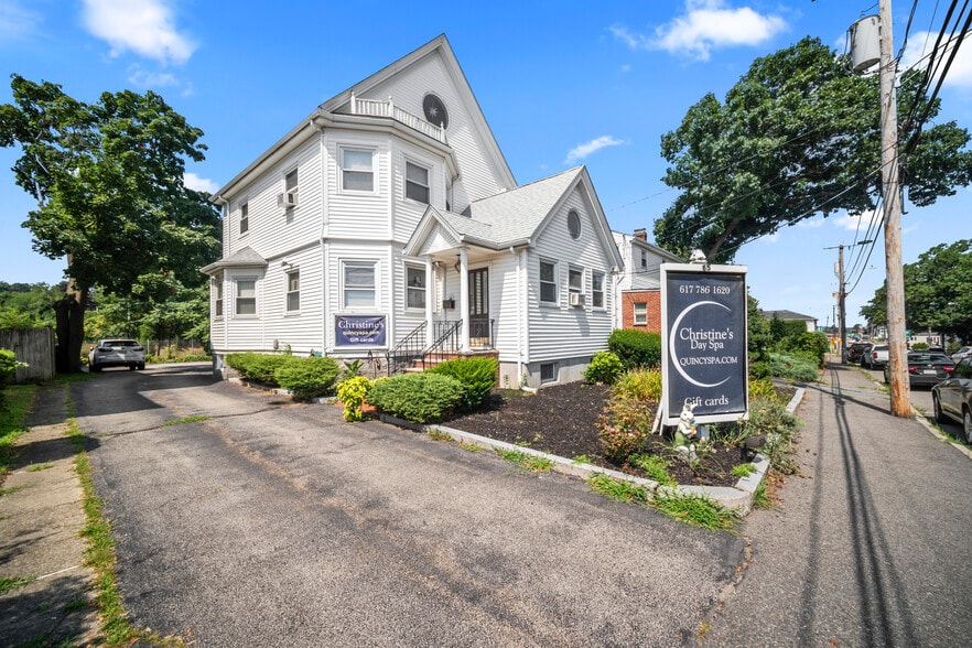 More Photos Of 65 Willard St, Quincy Freestanding For Lease