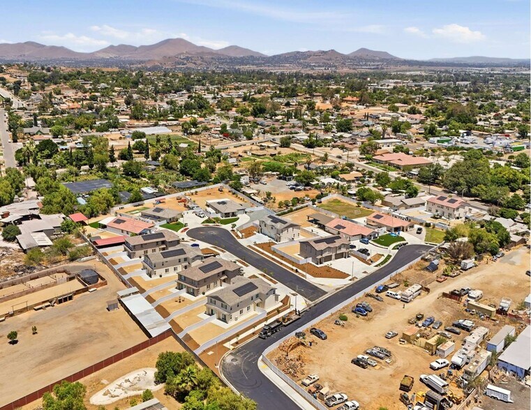 More Photos Of 5824 Persepolis Ct, Riverside Multifamily For Sale