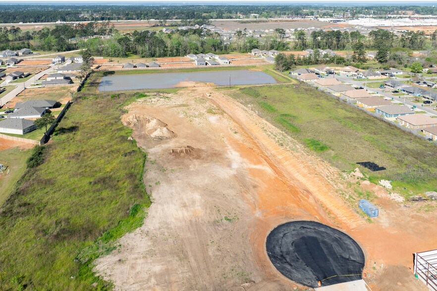 More Photos Of 12263 TX-75, Willis Land For Lease