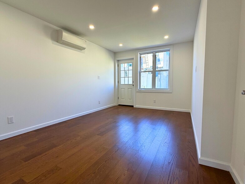 More Photos Of 189 Saint Marys Ave, Staten Island Apartments For Sale