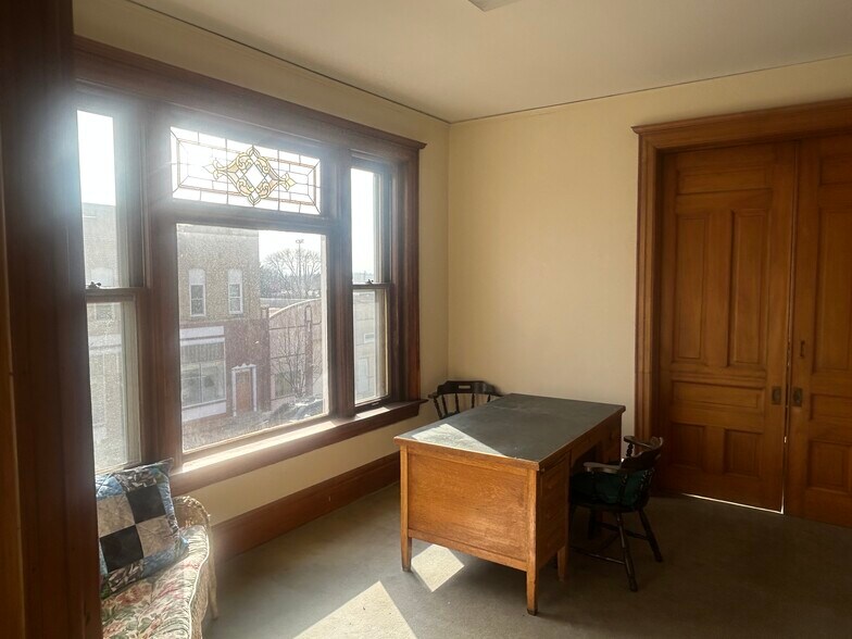 More Photos Of 224 Elm St W, Norwood Young America Storefront Retail Office For Sale