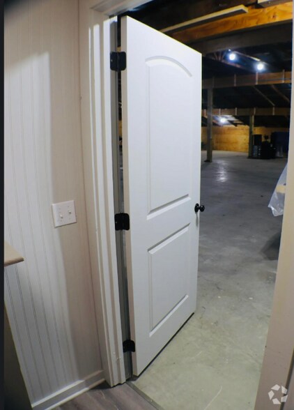 More Photos Of 1291 Eddy Scant City Rd, Arab Warehouse For Sale