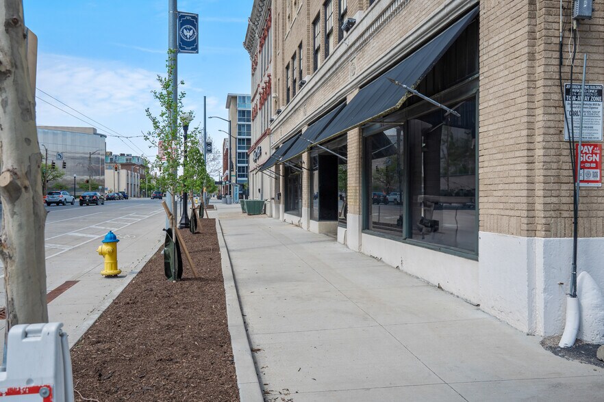 More Photos Of 34-38 N Jefferson St, Dayton Office For Sale