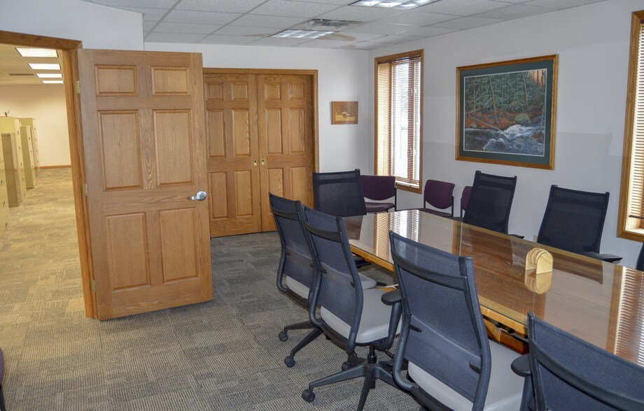 More Photos Of 9600 Main St, Clarence Medical For Sale