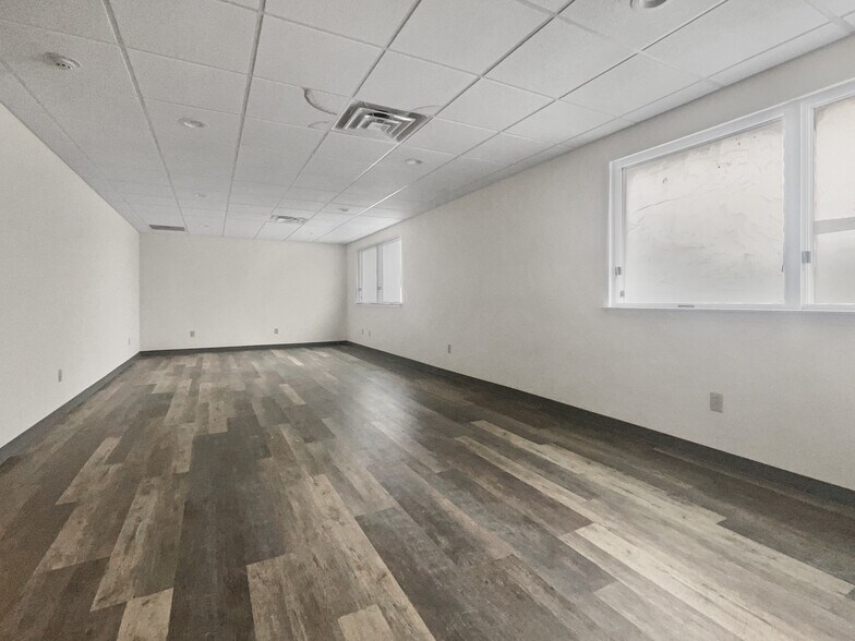 More Photos Of 608 N High St, Millville Medical For Sale