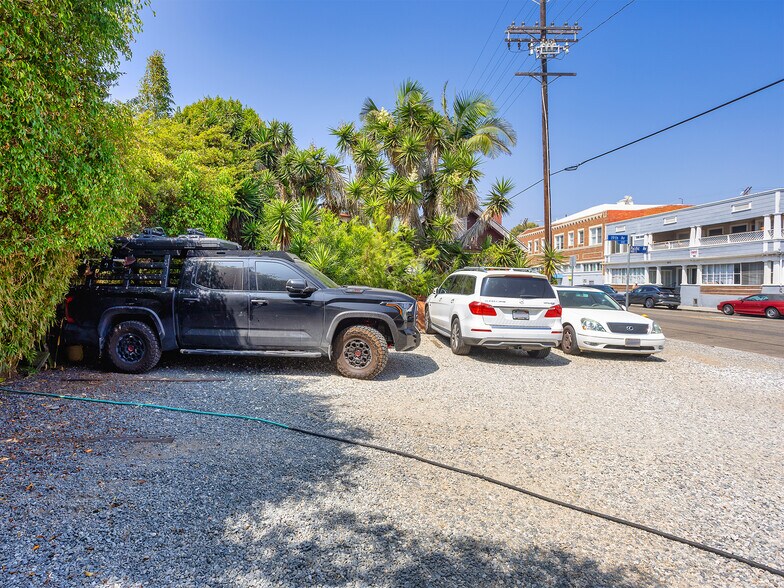 More Photos Of 42 19th ave, Venice Land For Sale