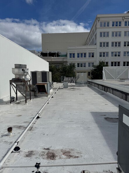 More Photos Of 123 S Olive Ave, West Palm Beach Restaurant For Sale