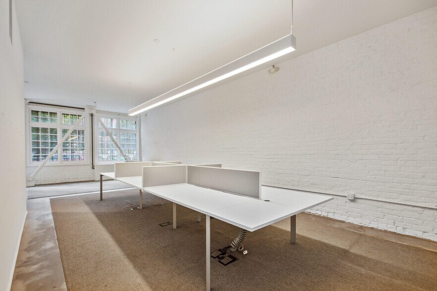 More Photos Of 90 Cedar St, San Francisco Warehouse For Sale