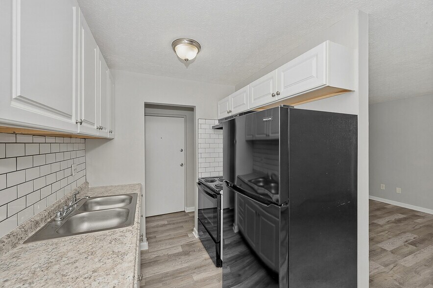 More Photos Of 2301 Salvador St, Cincinnati Apartments For Sale