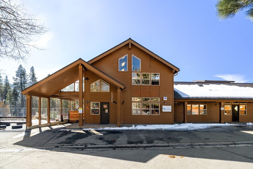 More Photos Of 12315 Deerfield Dr, Truckee Office Residential For Sale