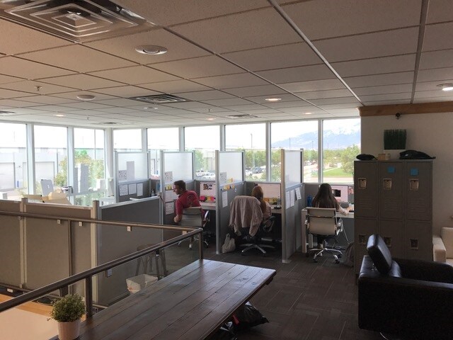 More Photos Of 476 N 1500 W, Orem Light Manufacturing For Sale