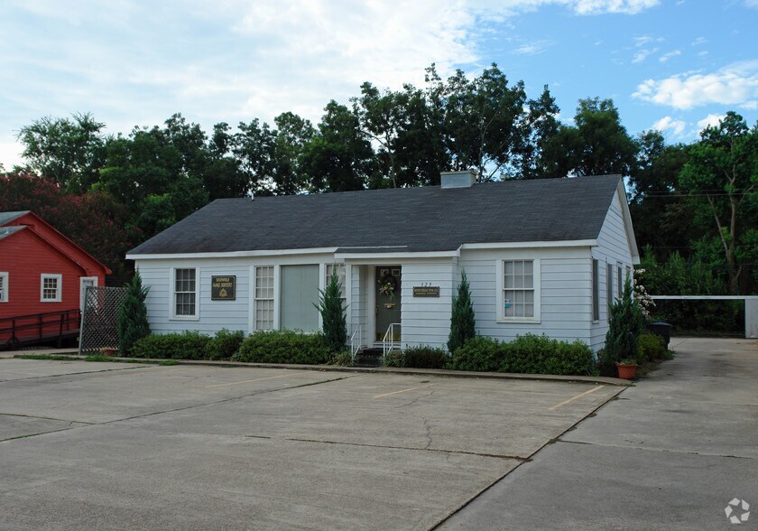 Primary Photo Of 329 Southfield Rd, Shreveport Loft Creative Space For Lease