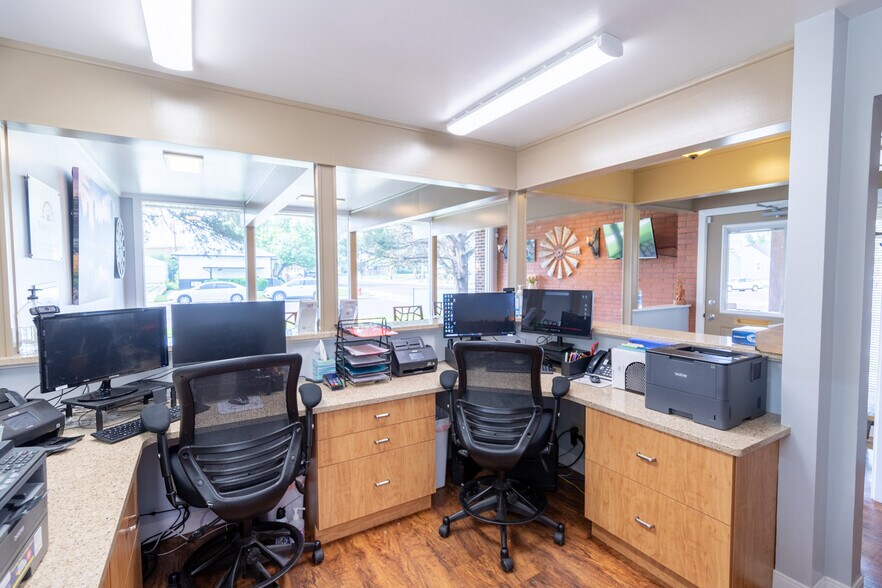 More Photos Of 2120 Logan Ave, Cheyenne Healthcare For Sale