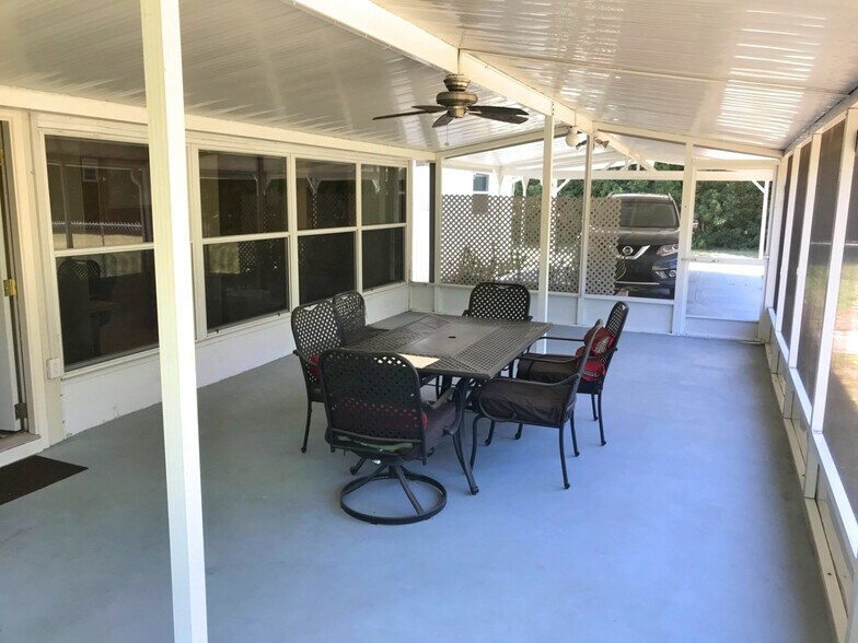 More Photos Of 36345 FL-54, Zephyrhills Freestanding For Sale