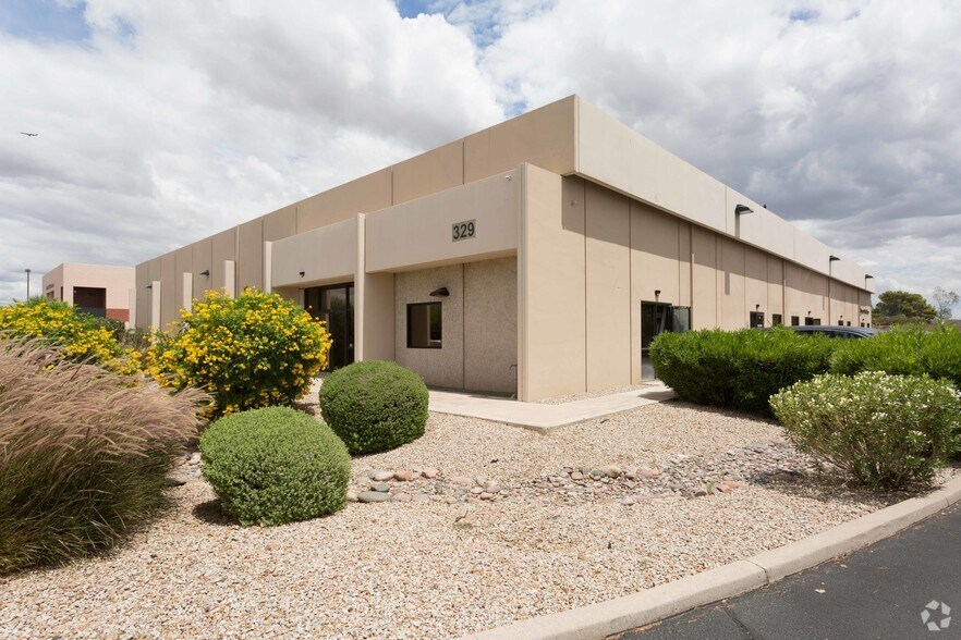More Photos Of 329 S Rockford Dr, Tempe Warehouse For Lease