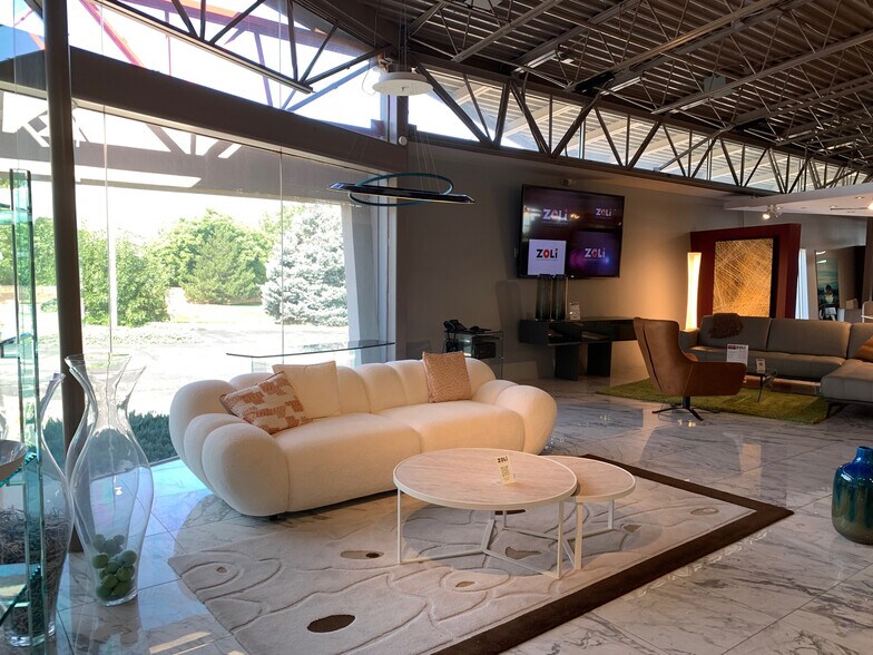 More Photos Of 8330 S Colorado Blvd, Littleton Freestanding For Sale
